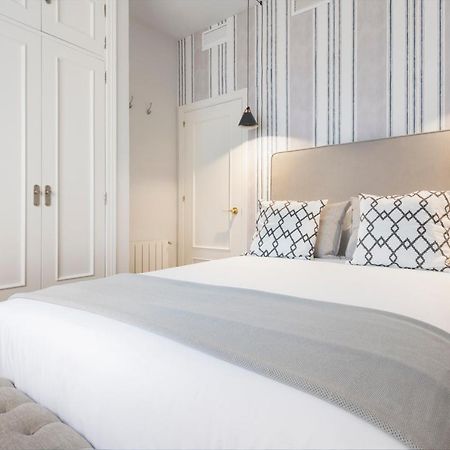 Magno Apartments Santa Ana 26 Севиля Екстериор снимка
